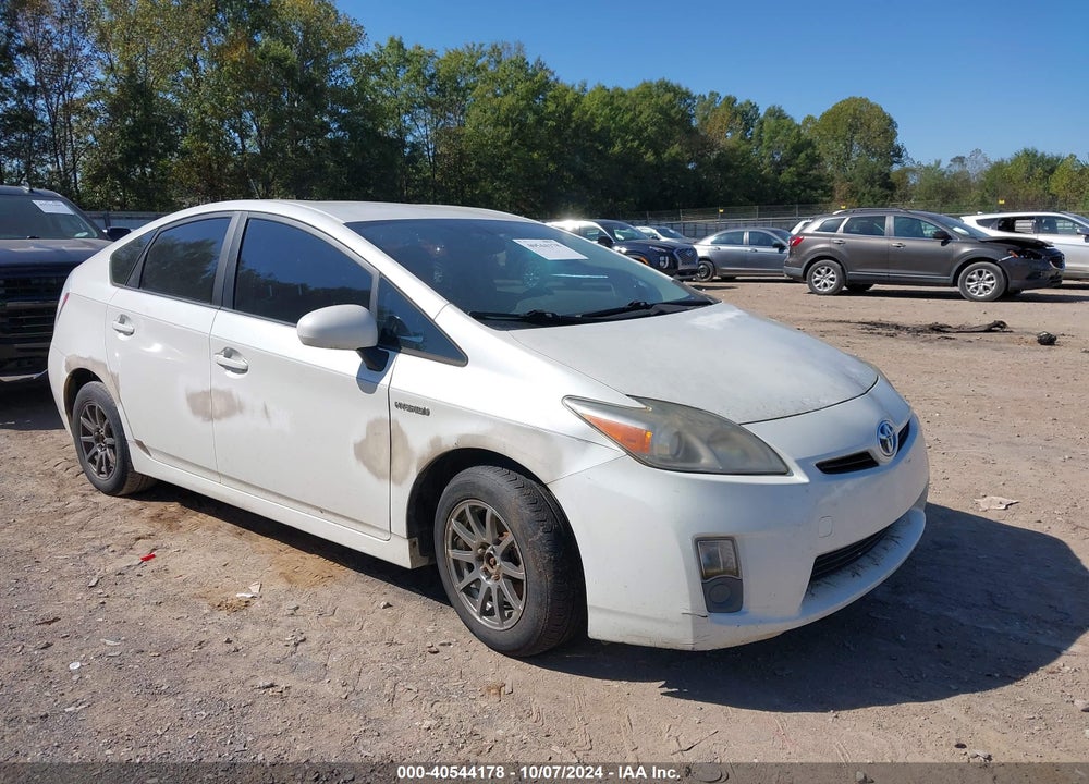 2011 TOYOTA PRIUS FOUR VIN: JTDKN3DUXB1365811