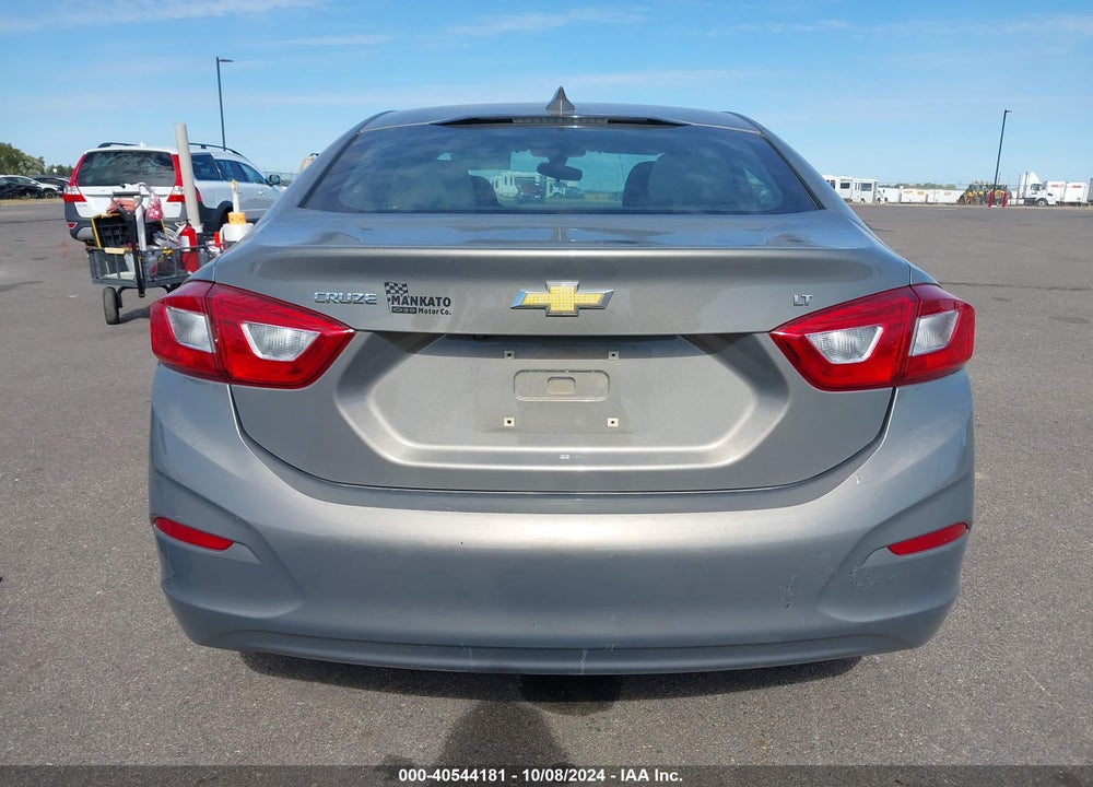 2017 CHEVROLET CRUZE LT AUTO VIN: 1G1BE5SMXH7274437
