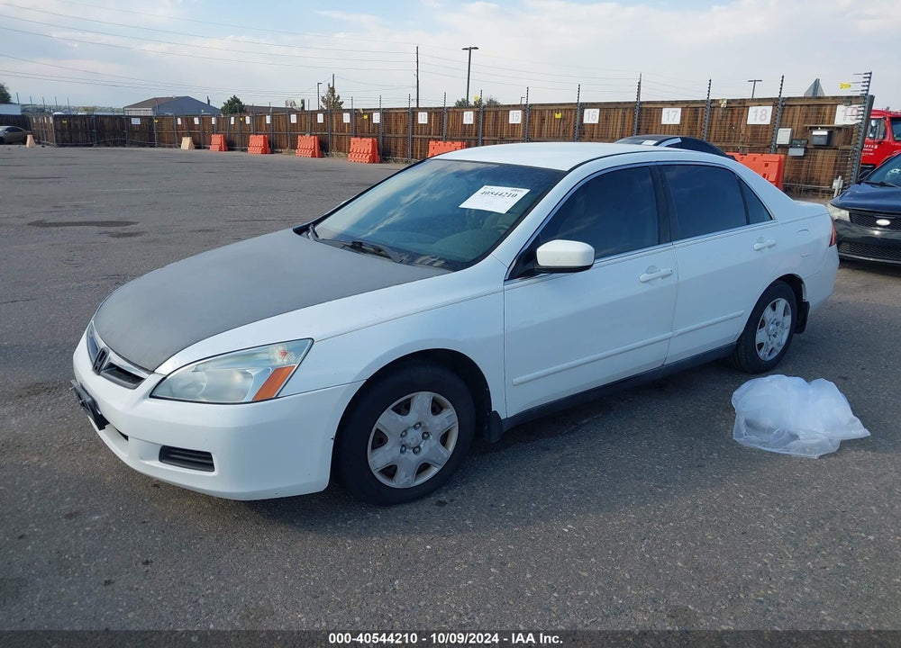 2007 HONDA ACCORD VIN: 1HGCM56437A008902