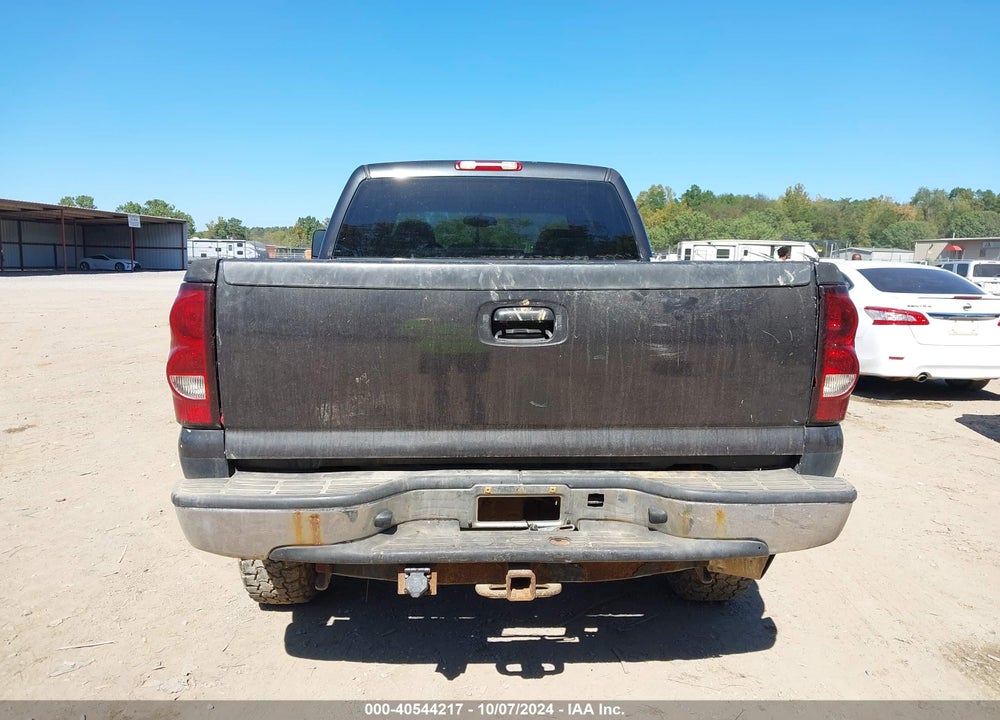 2004 CHEVROLET SILVERADO 2500HD LS VIN: 1GCHK23244F212067