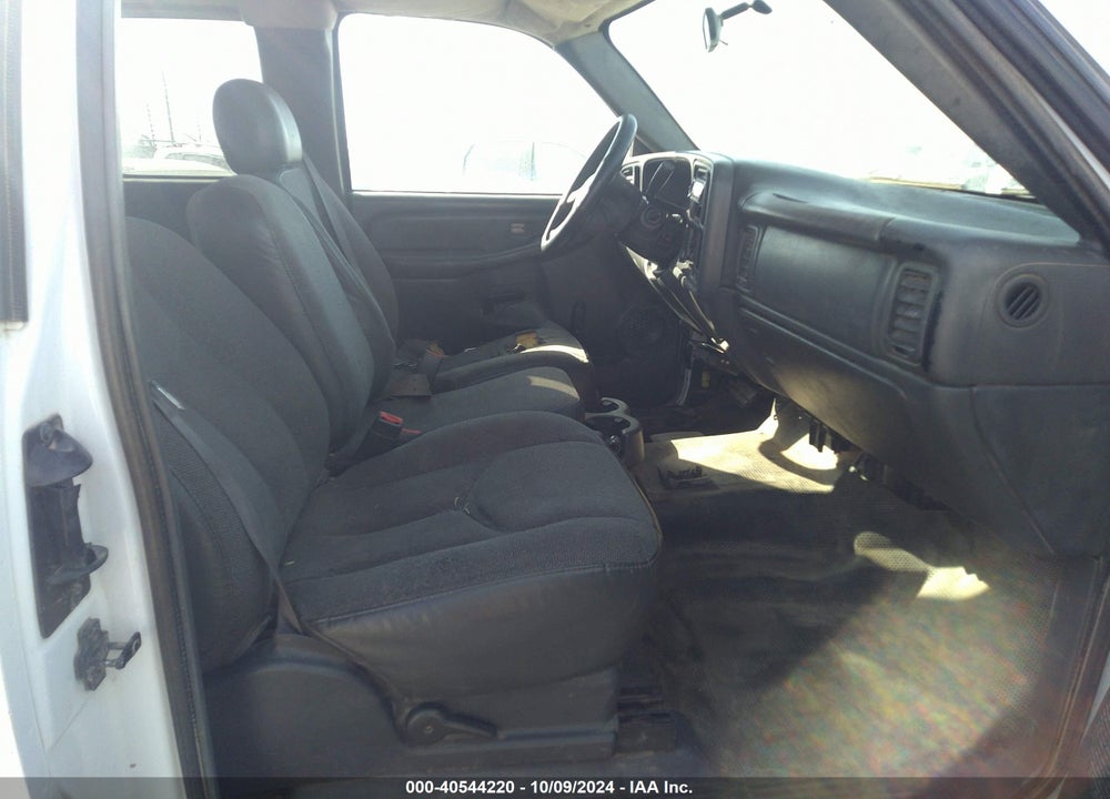2004 GMC SIERRA 2500HD WORK TRUCK VIN: 1GTHC29U74E118731