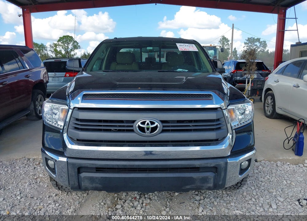 2014 TOYOTA TUNDRA SR5 5.7L V8 VIN: 5TFUW5F17EX352987