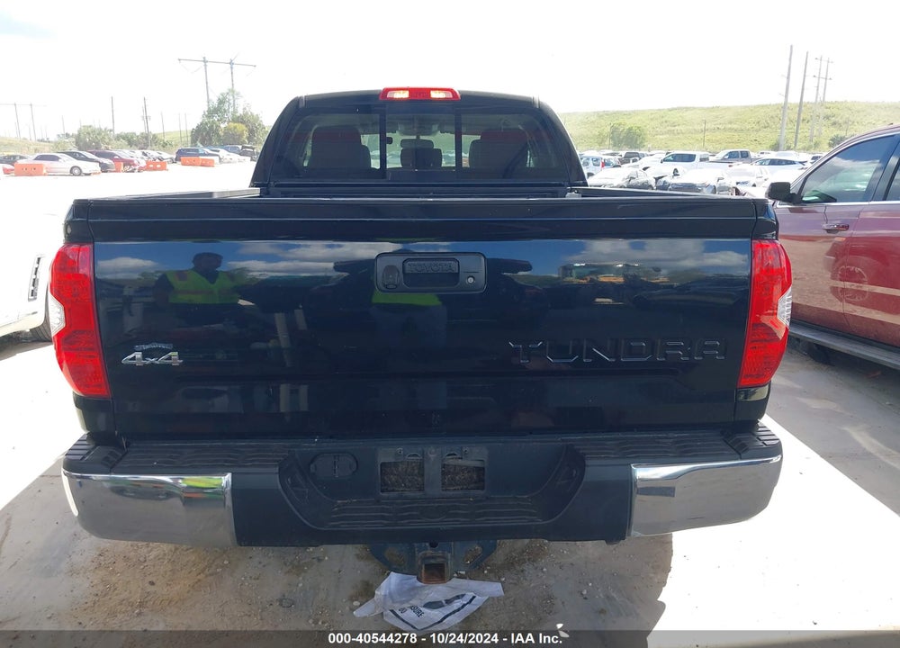 2014 TOYOTA TUNDRA SR5 5.7L V8 VIN: 5TFUW5F17EX352987