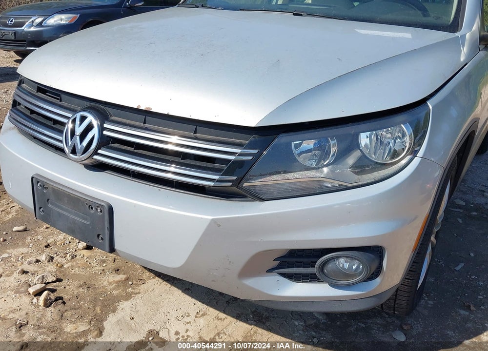 2013 VOLKSWAGEN TIGUAN SE VIN: WVGAV3AXXDW624468