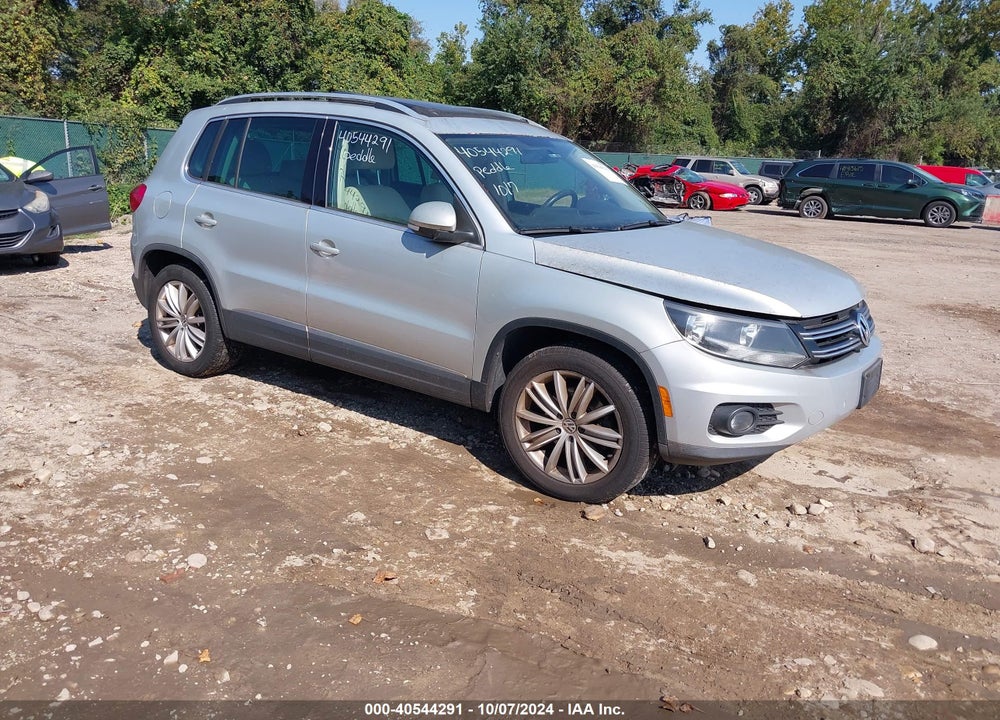 2013 VOLKSWAGEN TIGUAN SE VIN: WVGAV3AXXDW624468