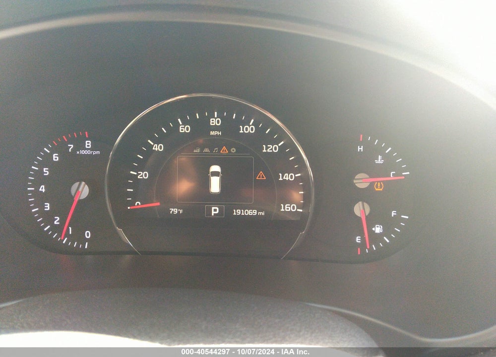 2017 KIA SORENTO 3.3L EX VIN: 5XYPH4A5XHG313765