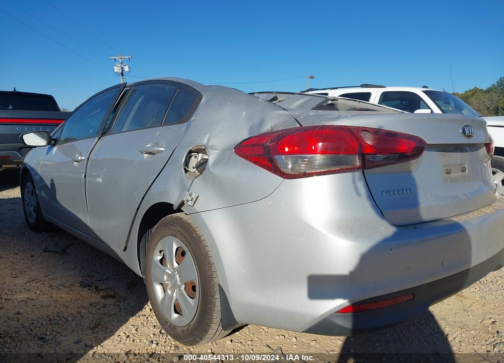 2017 KIA FORTE LX VIN: 3KPFK4A79HE054973