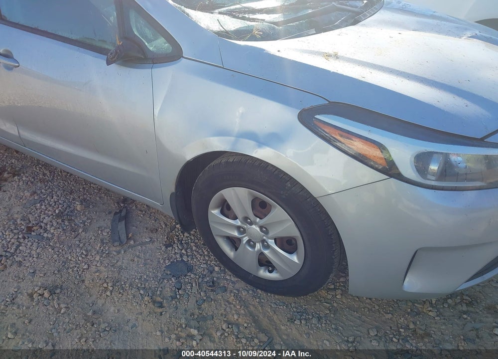 2017 KIA FORTE LX VIN: 3KPFK4A79HE054973
