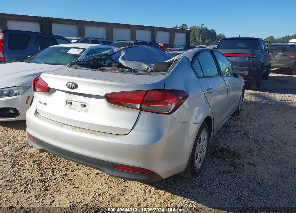 2017 KIA FORTE LX VIN: 3KPFK4A79HE054973