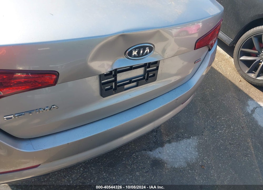 2011 KIA OPTIMA LX VIN: KNAGM4A75B5127965