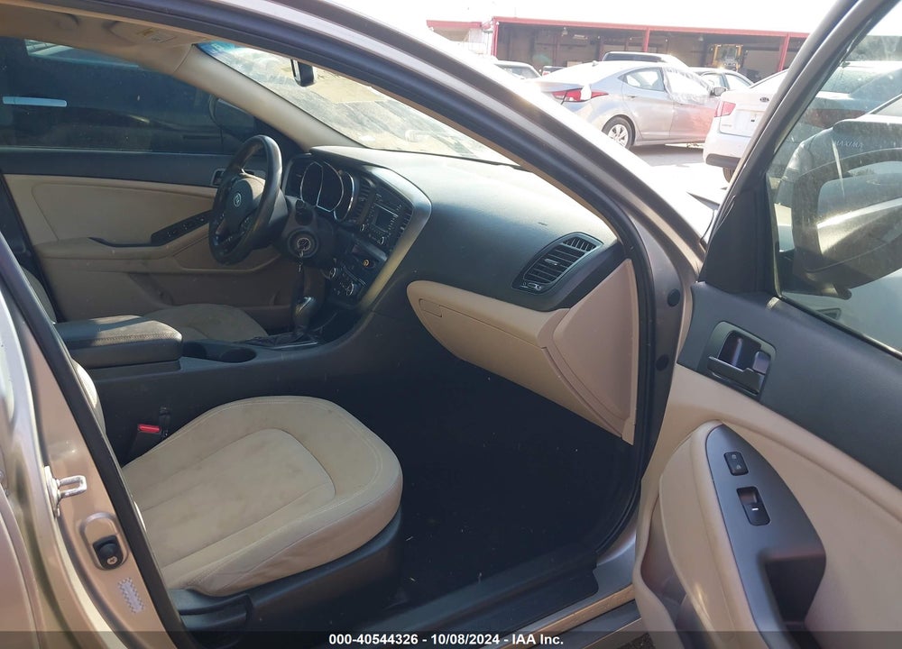2011 KIA OPTIMA LX VIN: KNAGM4A75B5127965