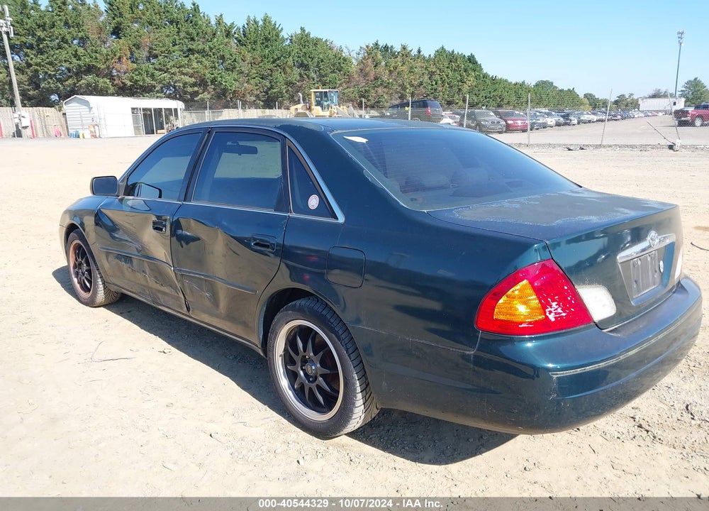 2001 TOYOTA AVALON XL VIN: 4T1BF28B81U140117