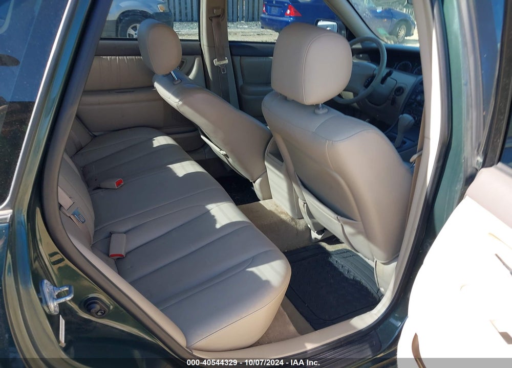 2001 TOYOTA AVALON XL VIN: 4T1BF28B81U140117
