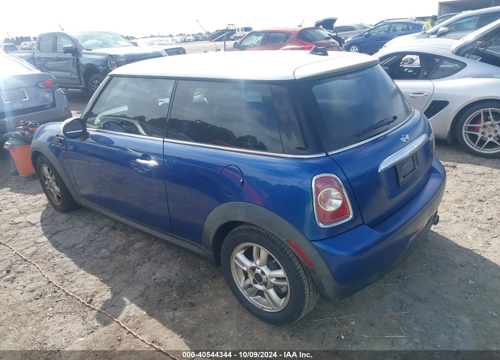 2013 MINI HARDTOP COOPER VIN: WMWSU3C52DT549089