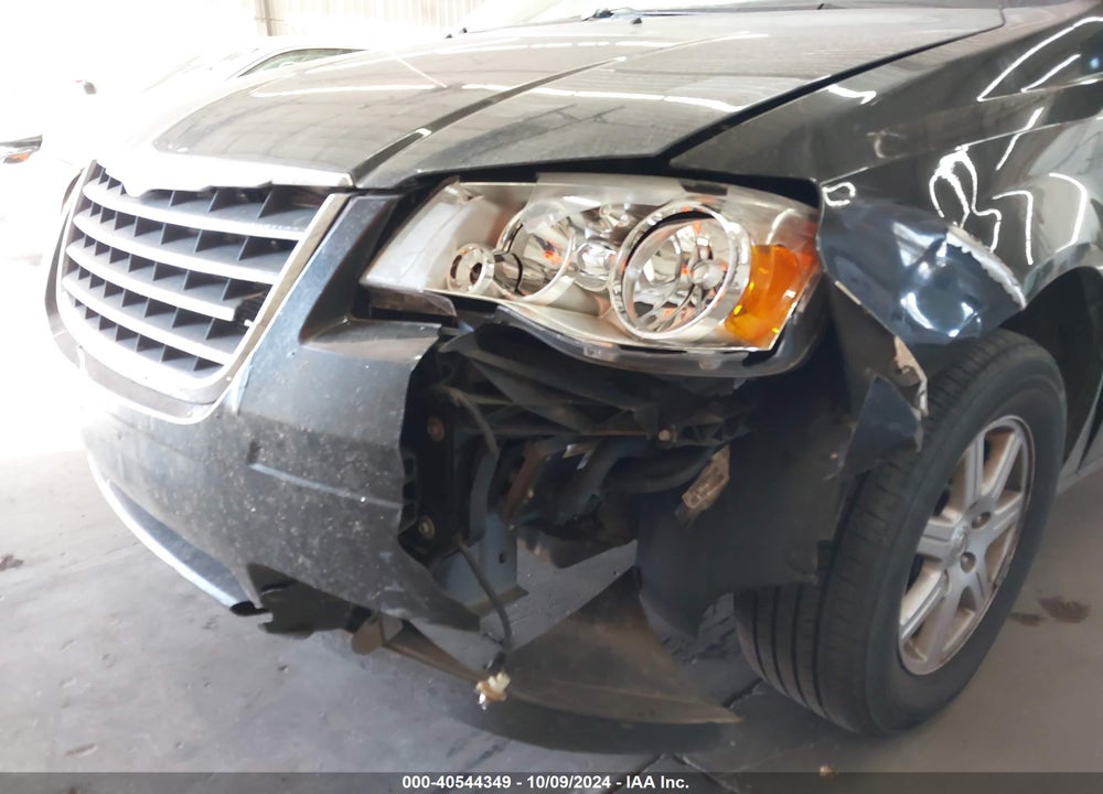 2010 CHRYSLER TOWN & COUNTRY TOURING VIN: 2A4RR5D19AR142636
