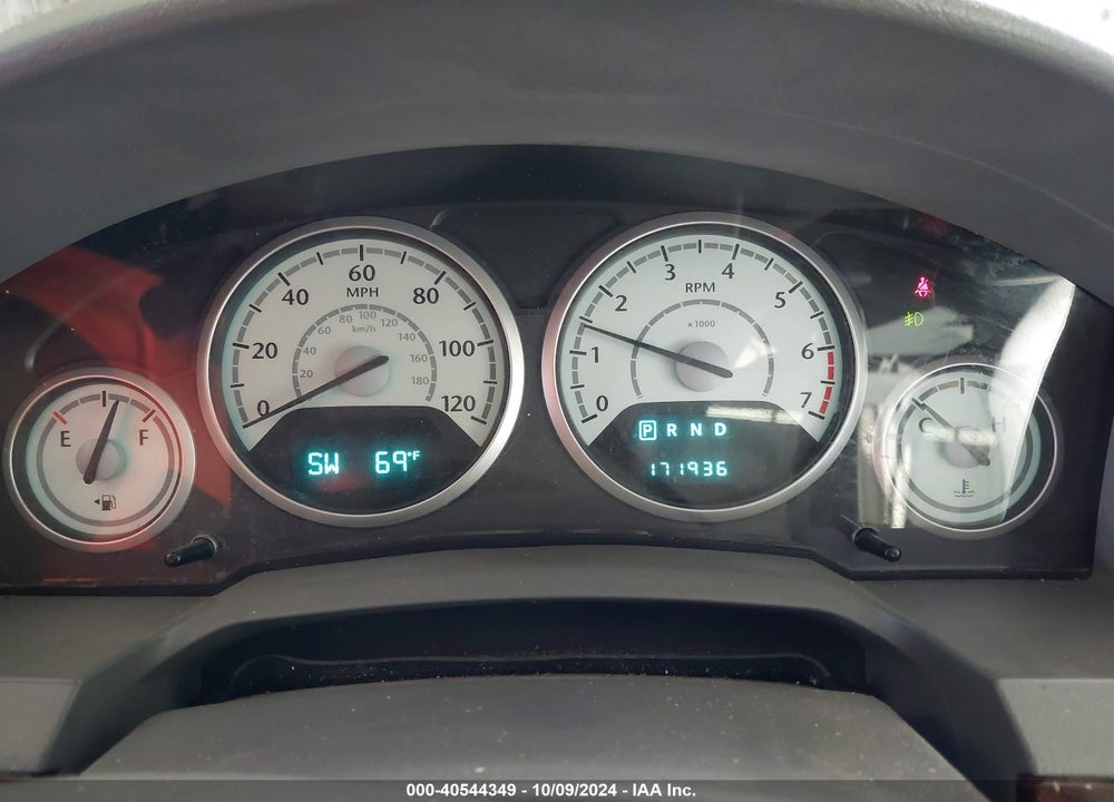 2010 CHRYSLER TOWN & COUNTRY TOURING VIN: 2A4RR5D19AR142636
