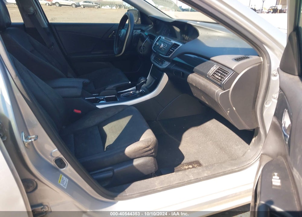 2013 HONDA ACCORD SPORT VIN: 1HGCR2F53DA064052