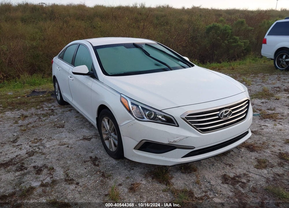 2017 HYUNDAI SONATA SE VIN: 5NPE24AF1HH516571