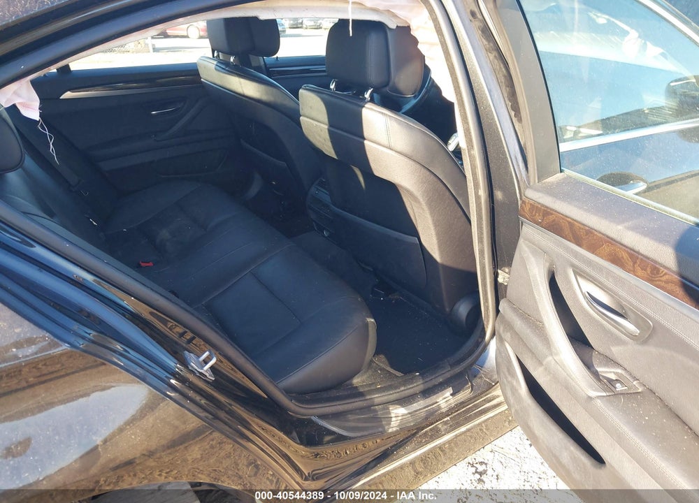 2013 BMW 528I XDRIVE VIN: WBAXH5C52DD111883