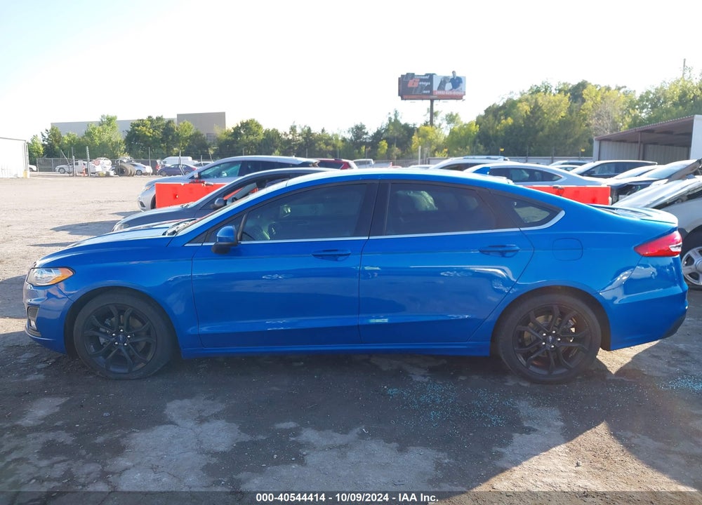2019 FORD FUSION SE VIN: 3FA6P0HD4KR172795