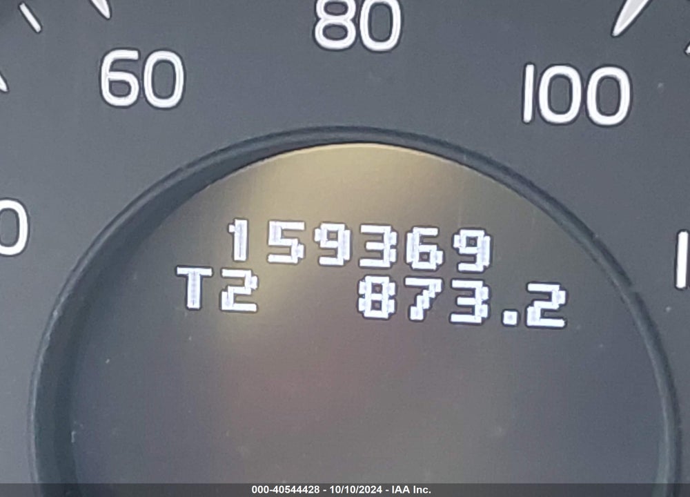 2011 VOLVO XC60 3.2 VIN: YV4940DL2B2171076