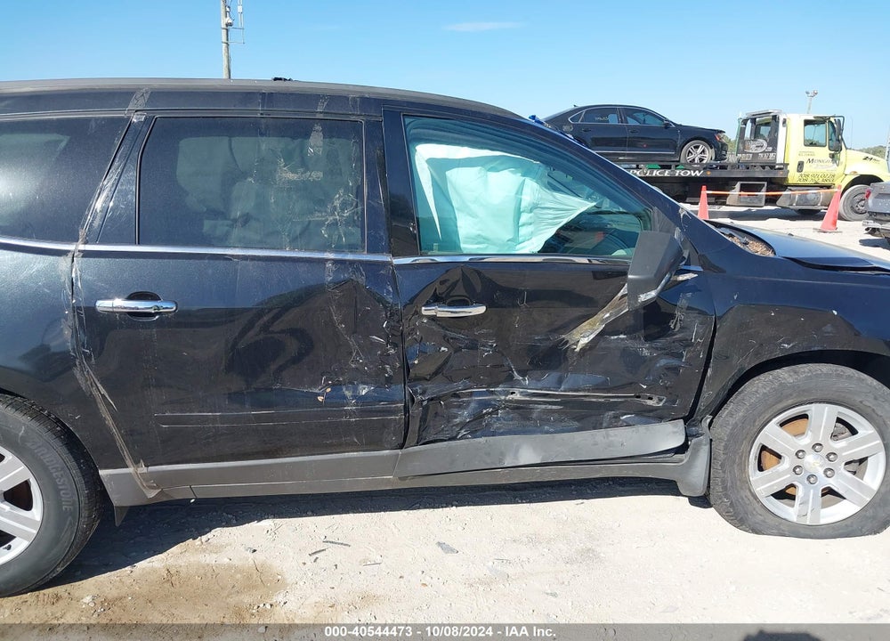 2011 CHEVROLET TRAVERSE 1LT VIN: 1GNKVGED3BJ370264