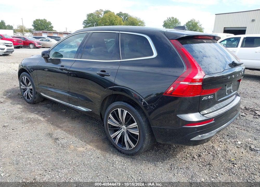 2023 VOLVO XC60 B5 PLUS BRIGHT THEME VIN: YV4L12DN5P1198099