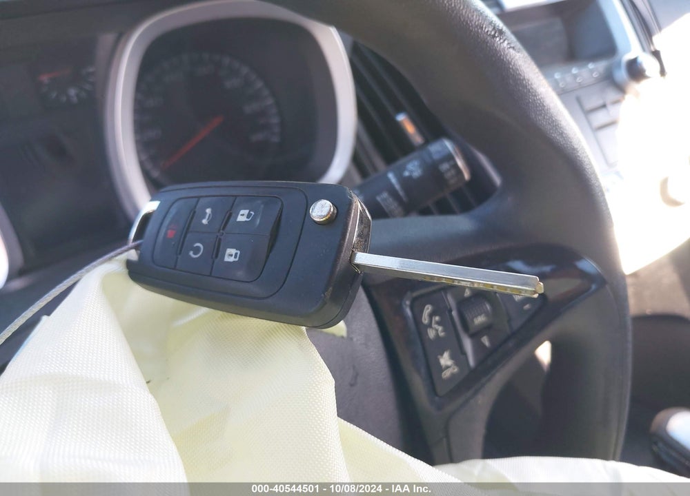 2014 CHEVROLET EQUINOX LS VIN: 2GNALAEK8E6270269