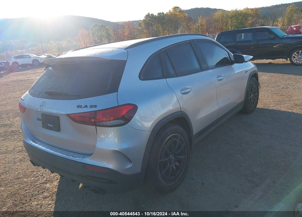 2022 MERCEDES-BENZ AMG GLA 35 4MATIC VIN: W1N4N5BB0NJ387416