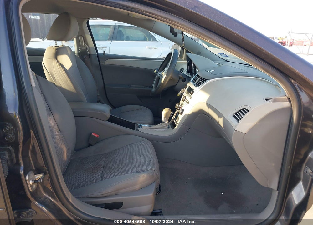 2011 CHEVROLET MALIBU LS VIN: 1G1ZB5E14BF233940