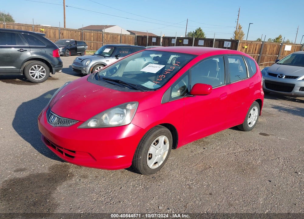 2013 HONDA FIT VIN: JHMGE8H38DC065744