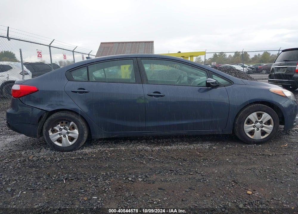 2015 KIA FORTE LX VIN: KNAFX4A64F5427089