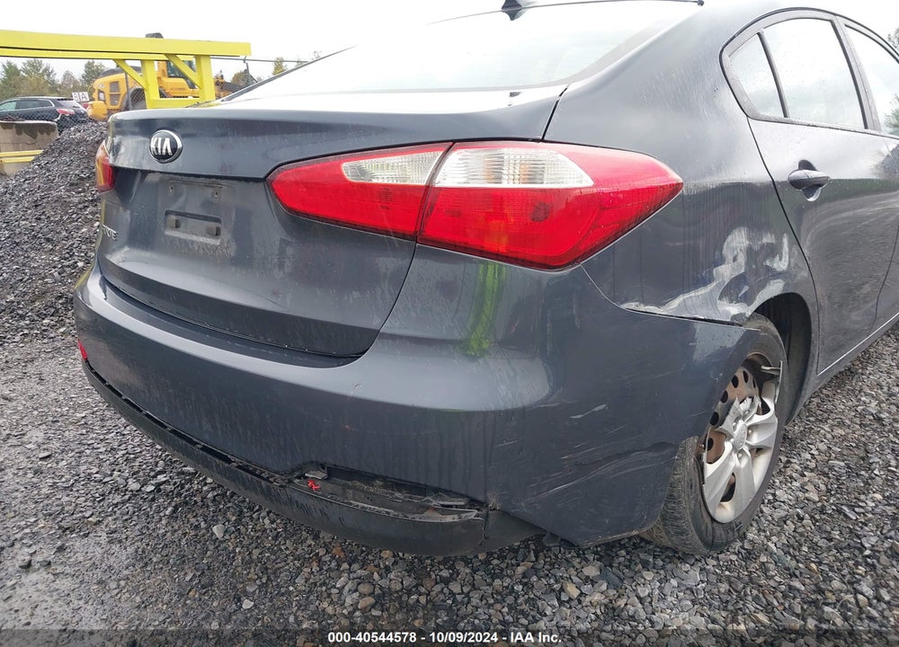 2015 KIA FORTE LX VIN: KNAFX4A64F5427089