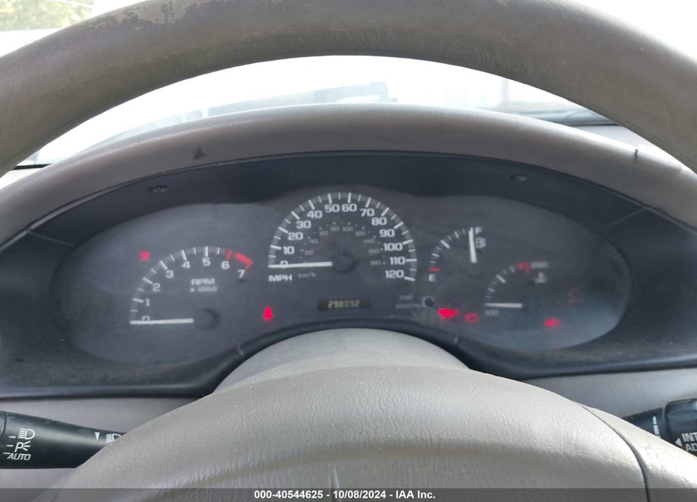 2004 CHEVROLET CLASSIC VIN: 1G1ND52F64M678820