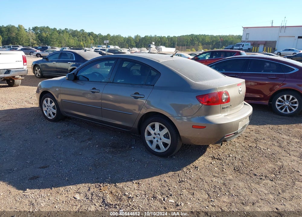 2006 MAZDA 3 I VIN: JM1BK12FX61407885
