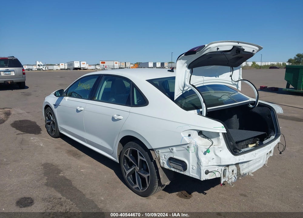 2020 VOLKSWAGEN PASSAT 2.0T R-LINE VIN: 1VWMA7A32LC023960