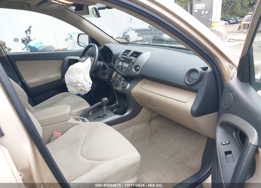2011 TOYOTA RAV4 VIN: 2T3BF4DV5BW100520