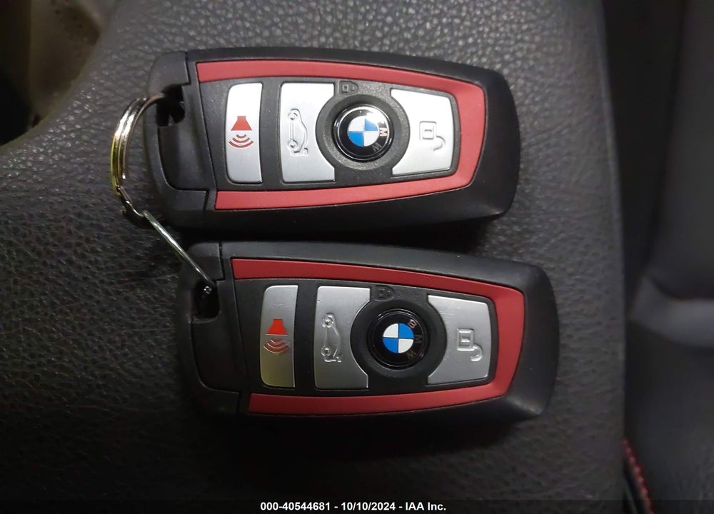 2017 BMW 330I XDRIVE VIN: WBA8D9G3XHNU61701