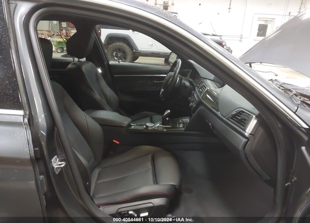 2017 BMW 330I XDRIVE VIN: WBA8D9G3XHNU61701