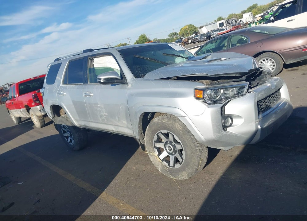 2018 TOYOTA 4RUNNER TRD OFF ROAD PREMIUM VIN: JTEBU5JR4J5564967