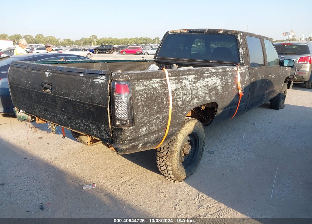 1998 CHEVROLET K3500 VIN: 1GCHK33R2WF056682