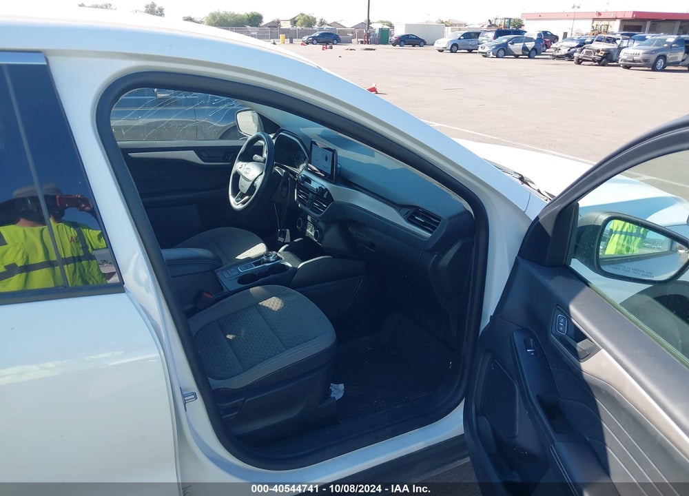 2022 FORD ESCAPE SE VIN: 1FMCU9G60NUA62123