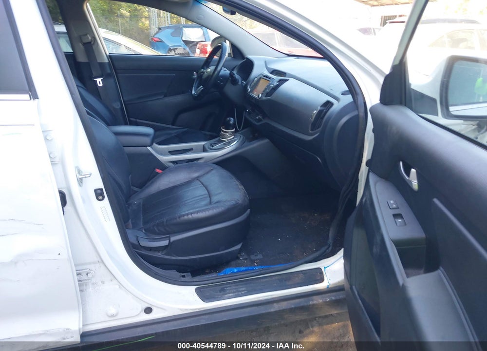 2016 KIA SPORTAGE EX VIN: KNDPCCAC2G7830402