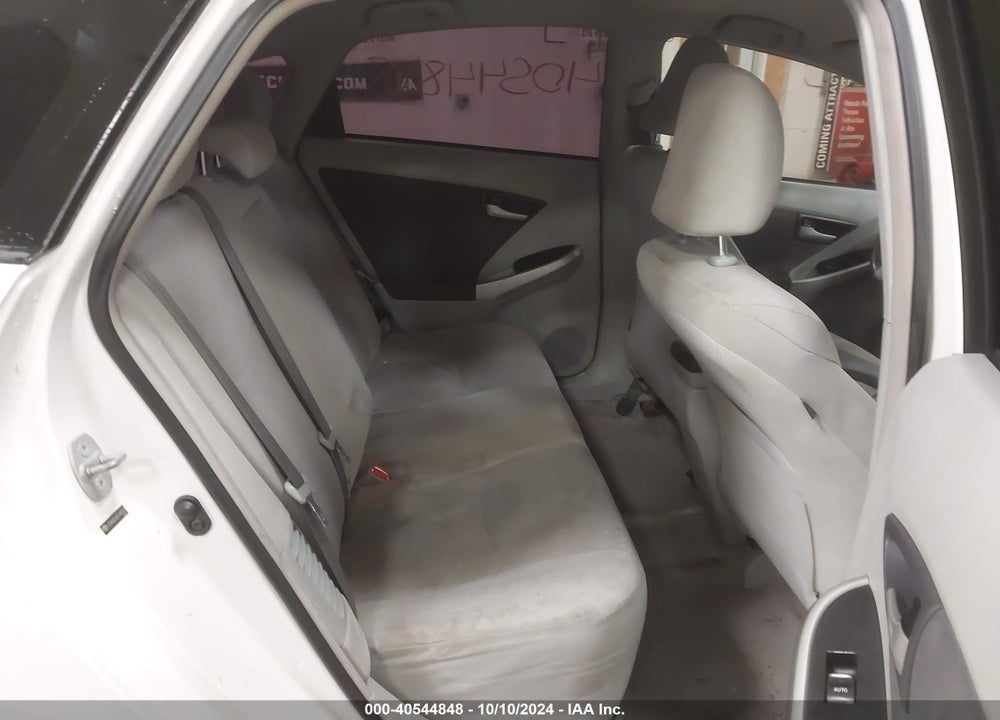 2011 TOYOTA PRIUS TWO VIN: JTDKN3DU8B1440103