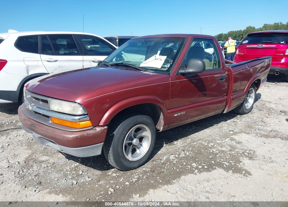 1998 CHEVROLET S-10 LS FLEETSIDE VIN: 1GCCS1441WK234011