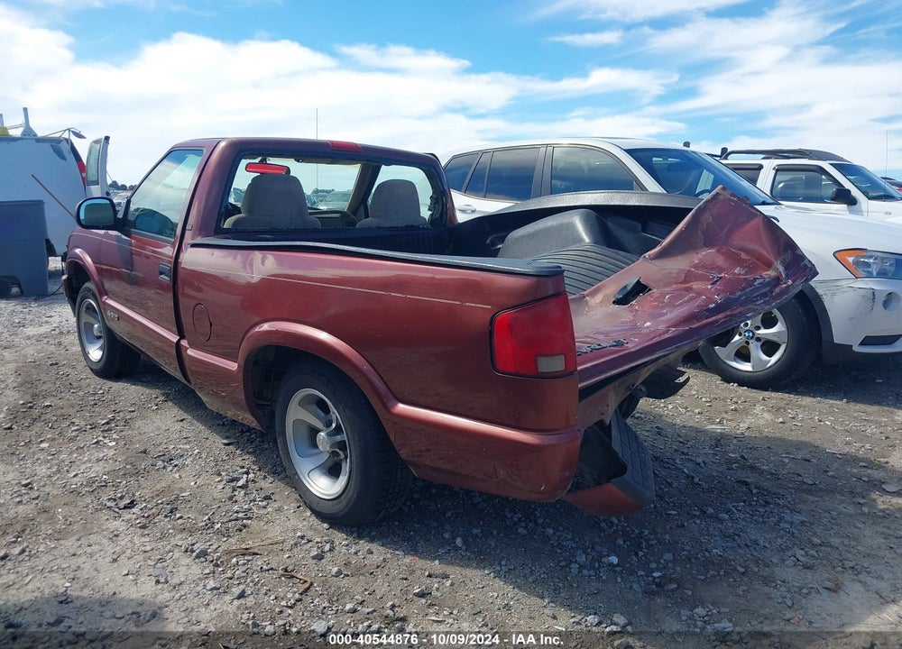1998 CHEVROLET S-10 LS FLEETSIDE VIN: 1GCCS1441WK234011