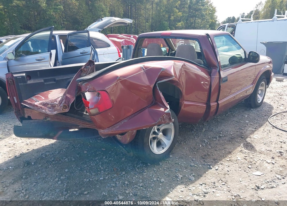 1998 CHEVROLET S-10 LS FLEETSIDE VIN: 1GCCS1441WK234011