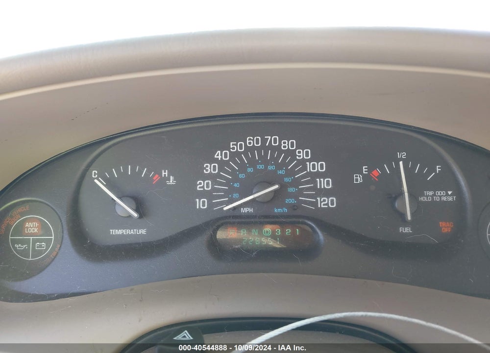 2002 BUICK CENTURY CUSTOM VIN: 2G4WS52J521273090