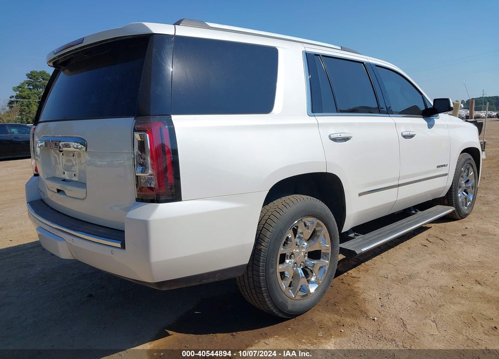 2017 GMC YUKON DENALI VIN: 1GKS1CKJ4HR328871