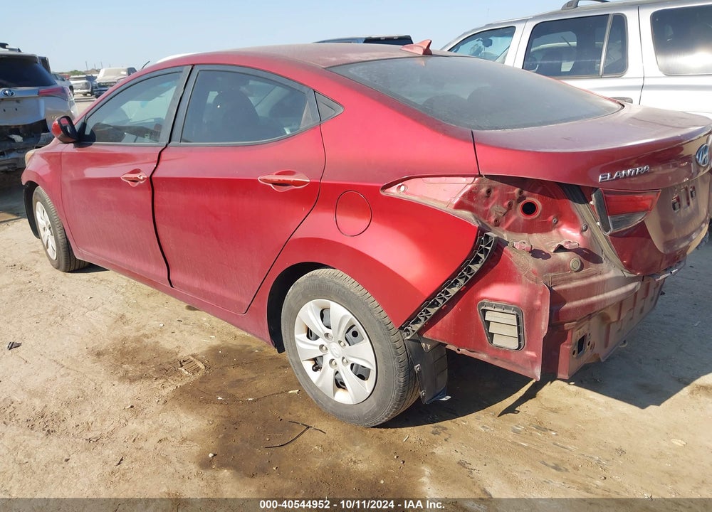 2016 HYUNDAI ELANTRA SE VIN: 5NPDH4AE6GH747269